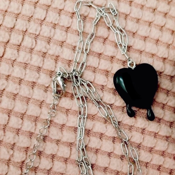 Dark Heart Black Blood Slime Liquid Dripping Droplet Goth Vamp Werewolf Necklace - Picture 11 of 11